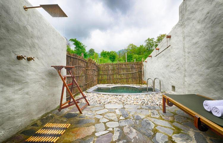 Paatlidun Safari Lodge, Jim Corbett Garjia Buitenkant foto